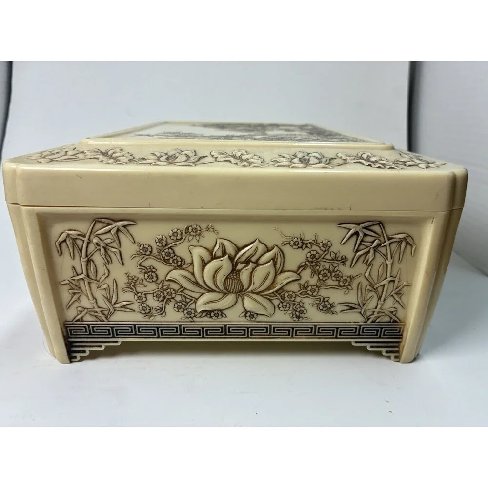 Vintage Japanese Bakelite Jewelry Storage Box 10/8/4 Super Detailed